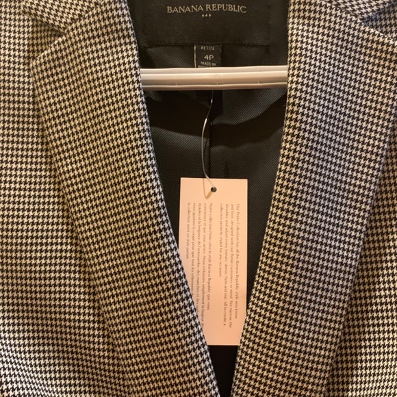Banana Republic blazer, new with tags - Picture 11 of 12